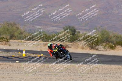 media/Nov-19-2023-CVMA (Sun) [[1f3d1b7ccb]]/Race 11 Amateur Supersport Open/